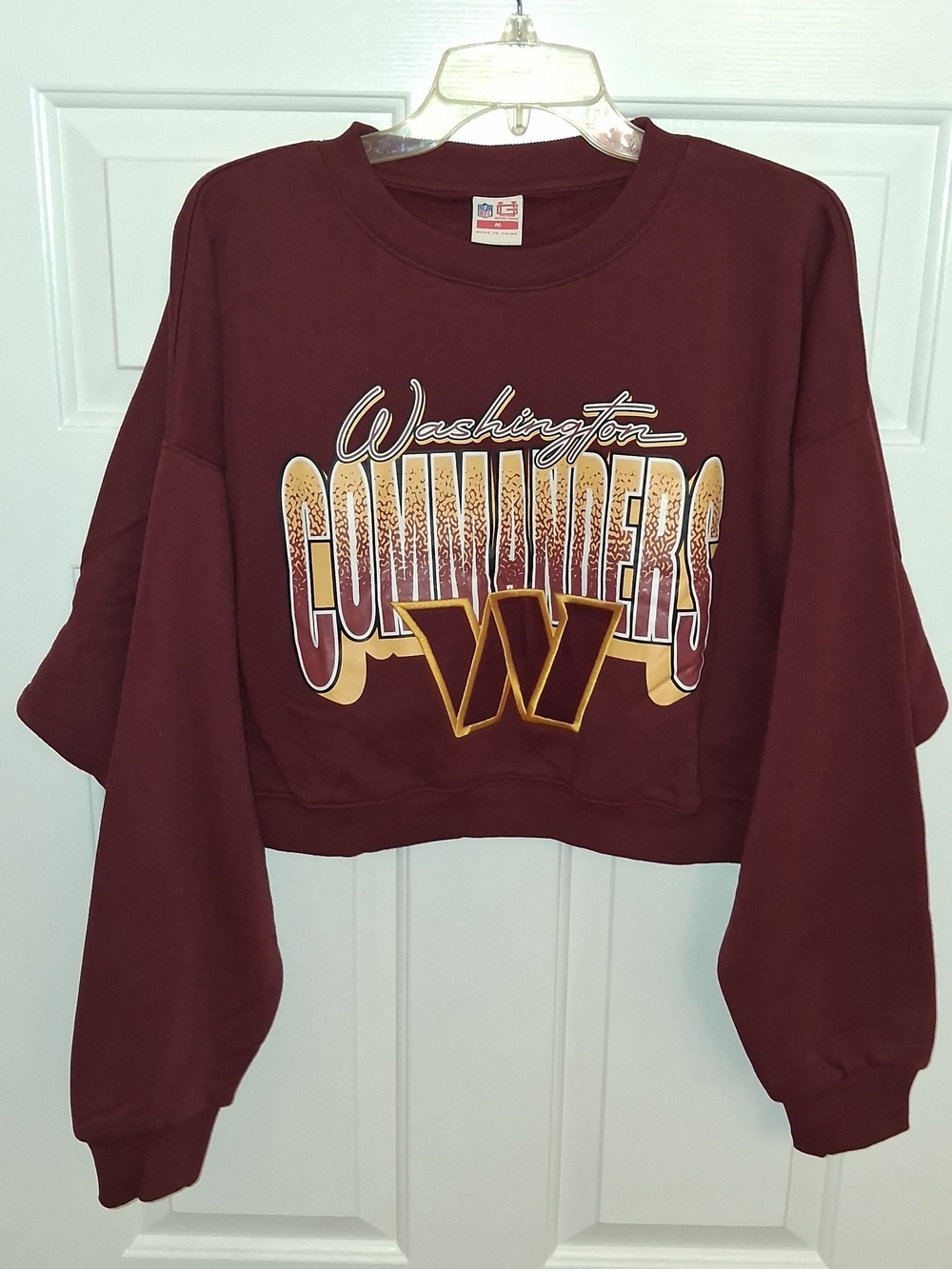 NFL Washington Commanders Cropped Sweatshirt in Burgundy